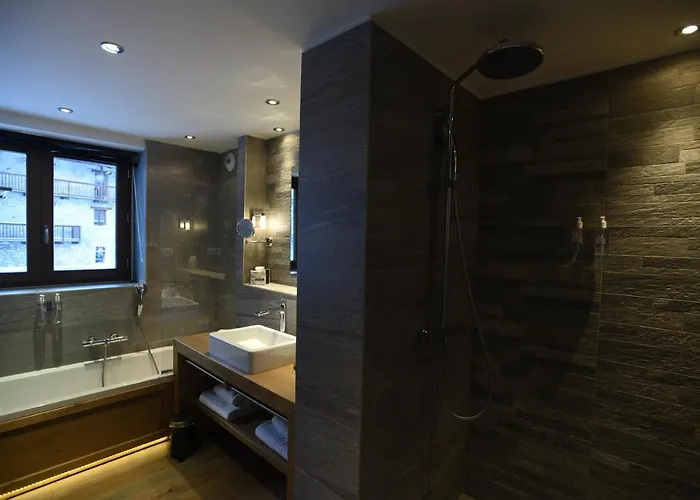 Hotel La Tovière 4*